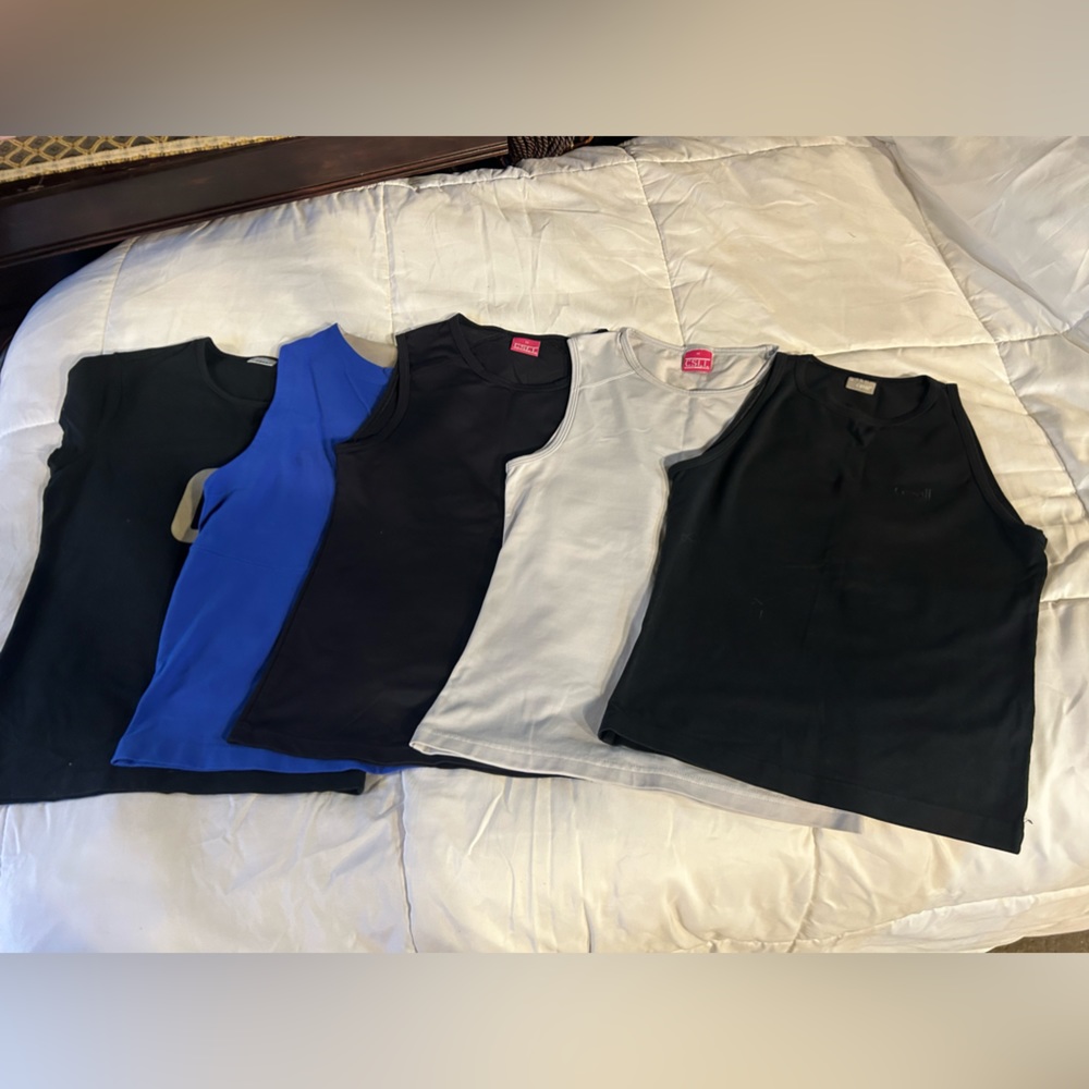 Swedish Yoga workout Tops Lot of 5 Casall Tanks and shirts